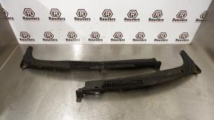 Gebruikte Paravent Lada Kalina (1119) 1.6 Prijs op aanvraag aangeboden door Autorecycling Reuvers B.V.