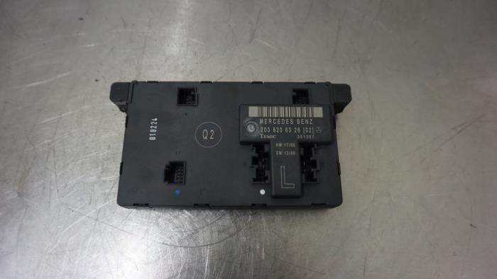 Gebruikte Bodycontrol Module Mercedes C Sportcoupé (C203) 2.0 C-180 16V Prijs € 50,00 Margeregeling aangeboden door Autorecycling Reuvers B.V.