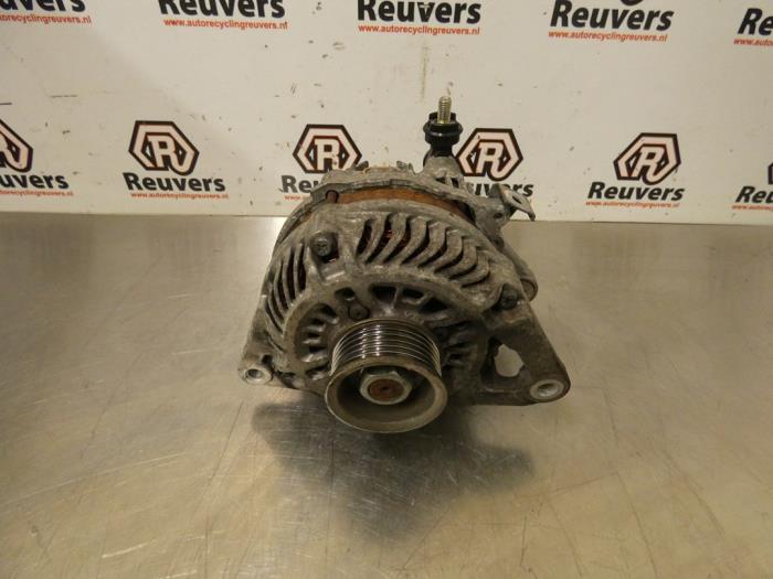 Gebruikte Dynamo Mazda 2 (DE) 1.3 16V S-VT Prijs € 35,00 Margeregeling aangeboden door Autorecycling Reuvers B.V.
