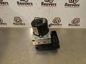 Gebruikte ABS Pomp BMW 3 serie Touring (E91) 318i 16V Prijs € 60,00 Margeregeling aangeboden door Autorecycling Reuvers B.V.
