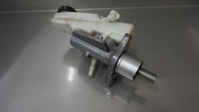 Gebruikte Hoofdremcilinder Volvo V50 (MW) 2.0 16V Prijs € 75,00 Margeregeling aangeboden door Autorecycling Reuvers B.V.