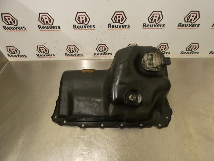 Gebruikte Carterpan BMW 3 serie Touring (E91) 318i 16V Prijs € 50,00 Margeregeling aangeboden door Autorecycling Reuvers B.V.