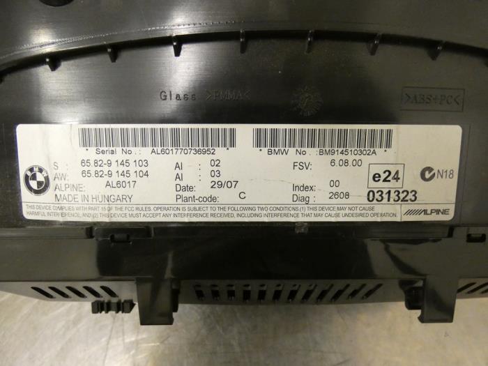 Display Multi Media regelunit van een BMW 3 serie Touring (E91) 318i 16V 2007