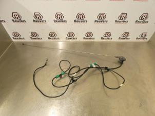 Gebruikte Antenne Toyota Yaris Verso (P2) 1.5 16V Prijs € 25,00 Margeregeling aangeboden door Autorecycling Reuvers B.V.