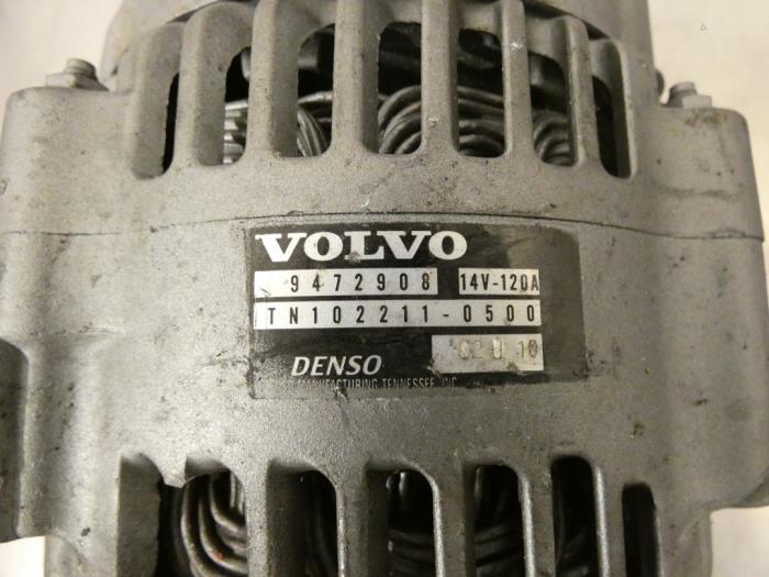 Alternator van een Volvo V40 (VW) 1.8 16V 1999