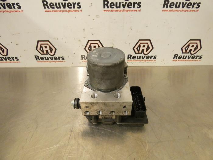 Gebruikte ABS Pomp Peugeot 3008 I (0U/HU) 1.6 16V THP 155 Prijs € 100,00 Margeregeling aangeboden door Autorecycling Reuvers B.V.
