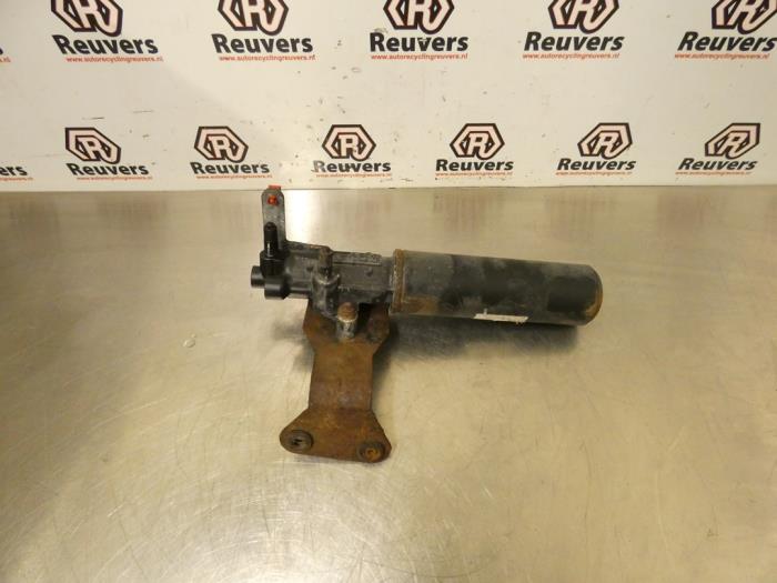 Gebruikte Pompvering (Hydr.) Peugeot 3008 I (0U/HU) 1.6 16V THP 155 Prijs € 40,00 Margeregeling aangeboden door Autorecycling Reuvers B.V.