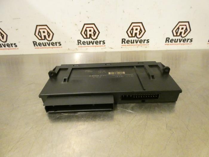 Computer Body Control van een BMW 7 serie (F01/02/03/04) Active Hybrid V8 32V 2010