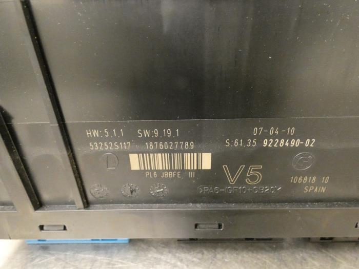 Computer Body Control van een BMW 7 serie (F01/02/03/04) Active Hybrid V8 32V 2010