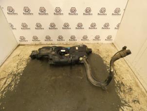 Gebruikte Brandstoftank Peugeot 308 SW (L4/L9/LC/LJ/LR) 1.6 BlueHDi 120 Prijs € 125,00 Margeregeling aangeboden door Autorecycling Reuvers B.V.