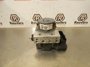 Gebruikte ABS Pomp Peugeot 308 SW (L4/L9/LC/LJ/LR) 1.6 BlueHDi 120 Prijs € 50,00 Margeregeling aangeboden door Autorecycling Reuvers B.V.