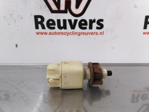 Gebruikte Schakelaar Remlicht Citroen C1 1.0 12V Prijs € 10,00 Margeregeling aangeboden door Autorecycling Reuvers B.V.