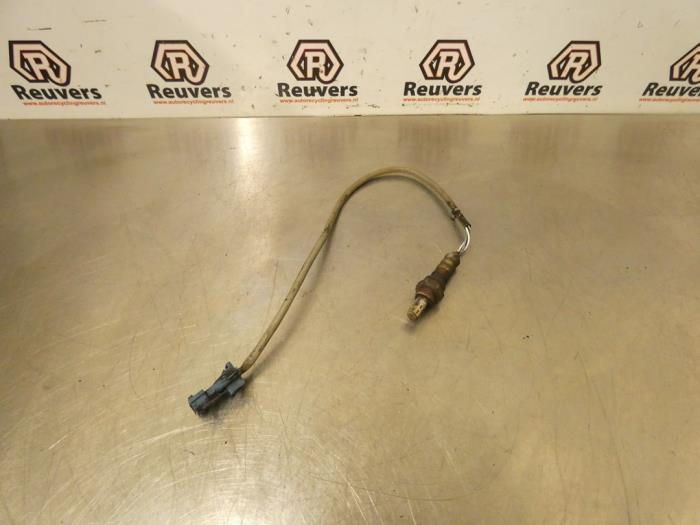 Gebruikte Lambda Sonde Peugeot 1007 (KM) 1.4 Prijs € 20,00 Margeregeling aangeboden door Autorecycling Reuvers B.V.