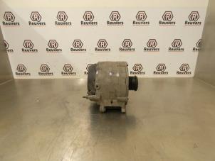 Dynamo van een Porsche Cayenne (9PA) 3.2 V6 24V 2004