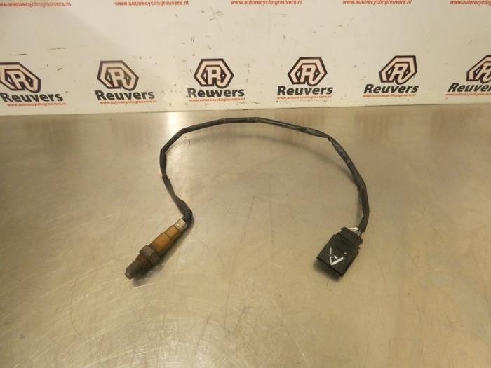 Gebruikte Lambda Sonde Porsche Cayenne (9PA) 3.2 V6 24V Prijs € 50,00 Margeregeling aangeboden door Autorecycling Reuvers B.V.