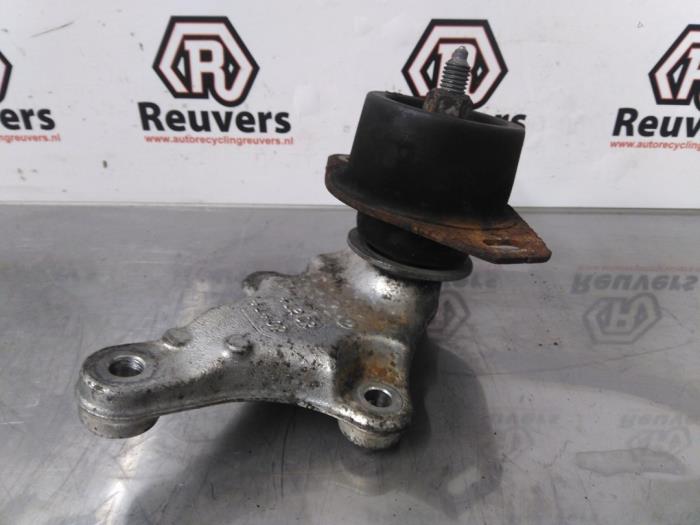 Gebruikte Motorsteun Peugeot Expert (G9) 1.6 HDi 90 Prijs € 20,00 Margeregeling aangeboden door Autorecycling Reuvers B.V.