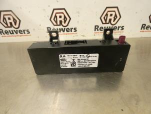 Gebruikte Module Telefoon Peugeot 308 SW (4E/H) 1.6 VTI 16V Prijs € 20,00 Margeregeling aangeboden door Autorecycling Reuvers B.V.