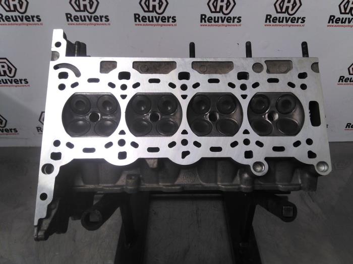Gebruikte Cilinderkop Opel Corsa C (F08/68) 1.4 16V Twin Port Prijs € 400,00 Margeregeling aangeboden door Autorecycling Reuvers B.V.