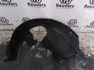 Gebruikte Binnenscherm Ford StreetKa 1.6i Prijs € 20,00 Margeregeling aangeboden door Autorecycling Reuvers B.V.