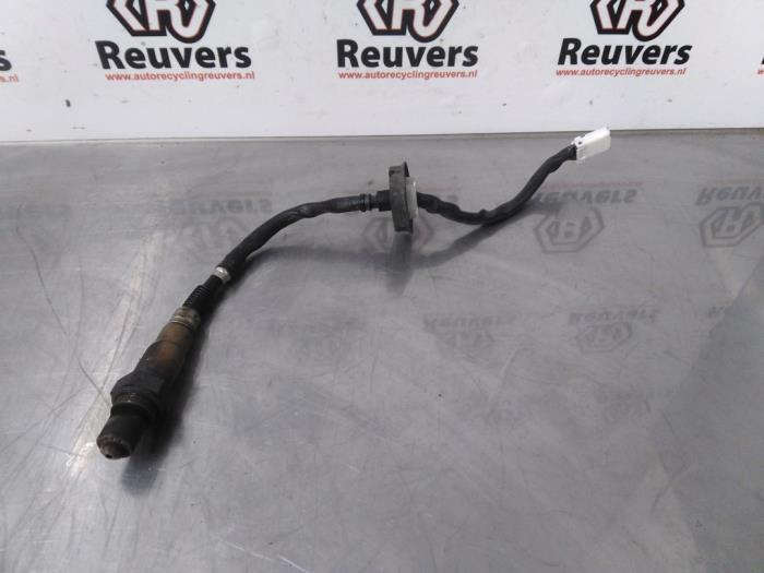Gebruikte Lambda Sonde Mitsubishi Colt (Z2/Z3) 1.1 12V Prijs € 15,00 Margeregeling aangeboden door Autorecycling Reuvers B.V.