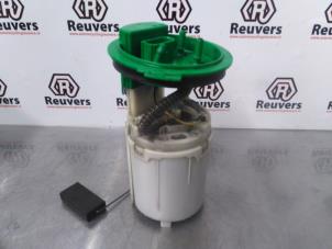 Gebruikte Tank element Pomp Volkswagen Golf V (1K1) 1.6 FSI 16V Prijs € 50,00 Margeregeling aangeboden door Autorecycling Reuvers B.V.
