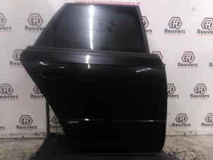 Gebruikte Portier 4Deurs rechts-achter Audi A4 Avant (B7) 2.5 TDI V6 24V Prijs € 100,00 Margeregeling aangeboden door Autorecycling Reuvers B.V.