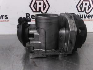 Gebruikte Gasklephuis Seat Cordoba (6C2/6K2) 1.6i Prijs € 40,00 Margeregeling aangeboden door Autorecycling Reuvers B.V.