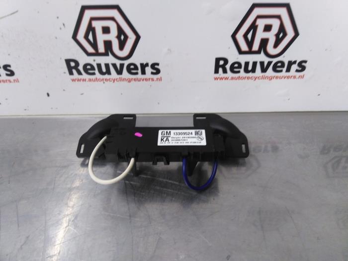 Gebruikte Alarm module Opel Ampera 1.4 16V Prijs € 20,00 Margeregeling aangeboden door Autorecycling Reuvers B.V.