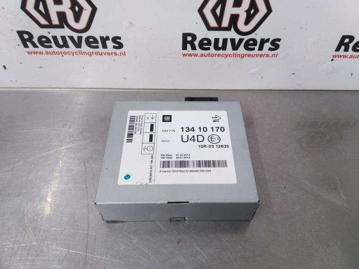 Gebruikte DAB module Opel Ampera 1.4 16V Prijs € 125,00 Margeregeling aangeboden door Autorecycling Reuvers B.V.