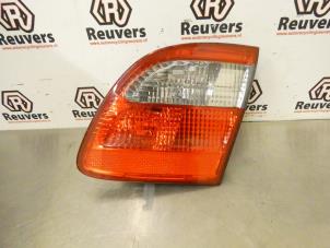 Gebruikte Achterlicht rechts Mercedes E Combi (S211) 3.0 E-320 CDI V6 24V Prijs € 30,00 Margeregeling aangeboden door Autorecycling Reuvers B.V.