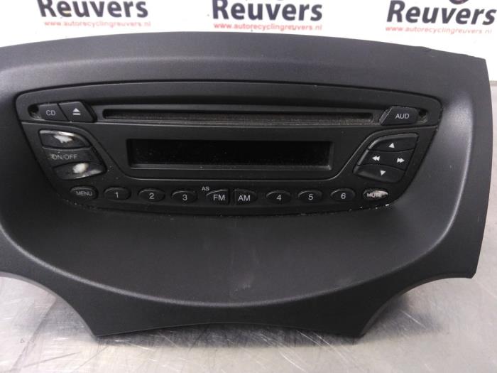 Radio CD Speler van een Ford Ka II 1.2 2010