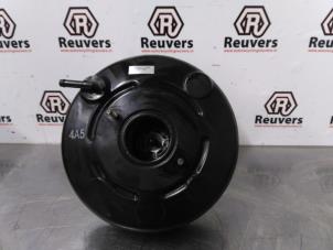 Gebruikte Rembol Toyota iQ 1.0 12V VVT-i Prijs € 30,00 Margeregeling aangeboden door Autorecycling Reuvers B.V.