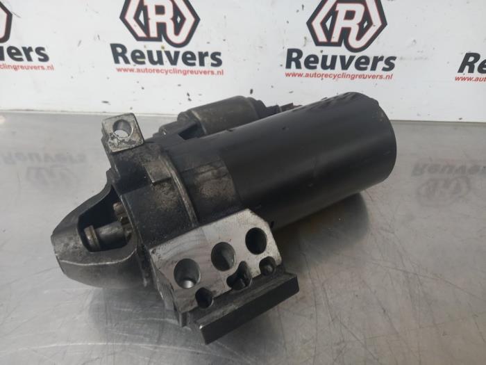 Startmotor van een BMW 3 serie Touring (E91) 320d 16V 2010