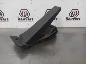 Gebruikte Gaspedaal BMW 3 serie Touring (E91) 320d 16V Prijs € 40,00 Margeregeling aangeboden door Autorecycling Reuvers B.V.