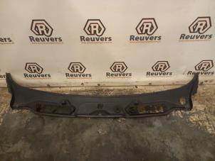 Gebruikte Paravan BMW 3 serie Touring (E91) 320d 16V Prijs € 20,00 Margeregeling aangeboden door Autorecycling Reuvers B.V.