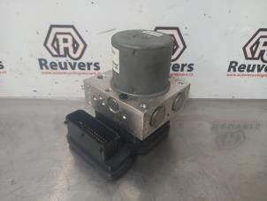 Gebruikte ABS Pomp Kia Rio III (UB) 1.2 CVVT 16V Prijs € 50,00 Margeregeling aangeboden door Autorecycling Reuvers B.V.