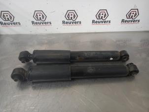 Gebruikte Schokbreker set Kia Rio III (UB) 1.2 CVVT 16V Prijs € 35,00 Margeregeling aangeboden door Autorecycling Reuvers B.V.