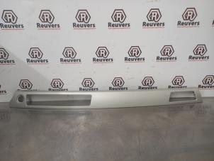 Gebruikte Dashboard sierlijst BMW 3 serie Touring (E91) 320d 16V Prijs € 25,00 Margeregeling aangeboden door Autorecycling Reuvers B.V.