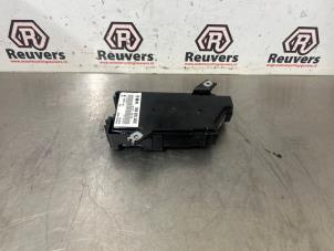 Gebruikte Regelunit Multi Media Volkswagen Polo V (6R) 1.2 TDI 12V BlueMotion Prijs € 25,00 Margeregeling aangeboden door Autorecycling Reuvers B.V.