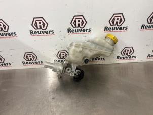 Gebruikte Hoofdremcilinder Alfa Romeo MiTo (955) 1.3 JTDm 16V Eco Prijs € 35,00 Margeregeling aangeboden door Autorecycling Reuvers B.V.