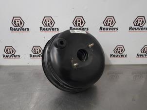 Gebruikte Rembooster Landrover Range Rover III (LM) 4.4 V8 32V Prijs € 75,00 Margeregeling aangeboden door Autorecycling Reuvers B.V.