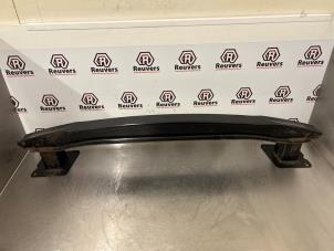 Gebruikte Bumperframe achter Volkswagen Polo V (6R) 1.4 16V Prijs € 25,00 Margeregeling aangeboden door Autorecycling Reuvers B.V.