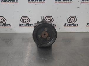 Gebruikte Stuurpomp Landrover Range Rover III (LM) 4.4 V8 32V Prijs € 50,00 Margeregeling aangeboden door Autorecycling Reuvers B.V.