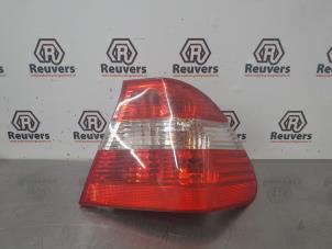 Gebruikte Achterlicht rechts BMW 3 serie (E46/4) 320i 24V Prijs € 20,00 Margeregeling aangeboden door Autorecycling Reuvers B.V.