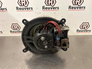 Gebruikte Aanjager Mercedes E Combi (S211) 3.2 E-320 CDI 24V Prijs € 40,00 Margeregeling aangeboden door Autorecycling Reuvers B.V.