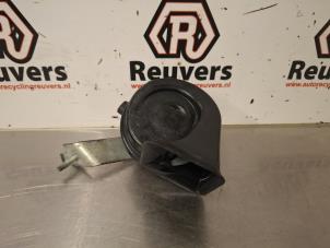 Gebruikte Toeter BMW 3 serie (E46/4) 320i 24V Prijs € 10,00 Margeregeling aangeboden door Autorecycling Reuvers B.V.