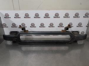 Gebruikte Bumperbalk voor Peugeot 407 (6D) 1.8 16V Prijs € 30,00 Margeregeling aangeboden door Autorecycling Reuvers B.V.