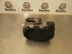 Gebruikte Gasklephuis Chrysler Crossfire 3.2 V6 18V Prijs € 40,00 Margeregeling aangeboden door Autorecycling Reuvers B.V.