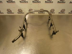 Gebruikte Injector brug Chrysler Crossfire 3.2 V6 18V Prijs € 75,00 Margeregeling aangeboden door Autorecycling Reuvers B.V.