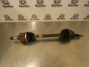 Gebruikte Homokineetas links-voor Ford Fiesta 6 (JA8) 1.0 EcoBoost 12V 100 Prijs € 35,00 Margeregeling aangeboden door Autorecycling Reuvers B.V.